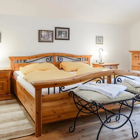 Alpinum Dağ evi Sankt Anton am Arlberg